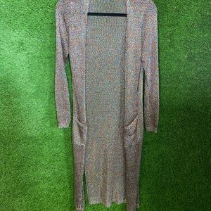 SOLD Long sleeve cardigan w/ pockets